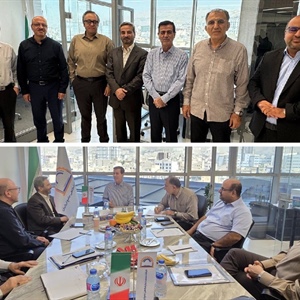 جلسه‌ی هیئت مدیره‌ی انجمن که با حضور جناب آقای مهندس علی امامی، مدیرکل دفتر خدمات آماد و پشتیبانی سازمان توسعه تجارت ایران در تاریخ 6 شهریور برگزار گردید