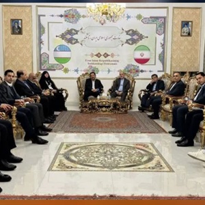 دیدار مسئولان عالی‌رتبه کشور با بازرگانان ایرانی در تاشکند